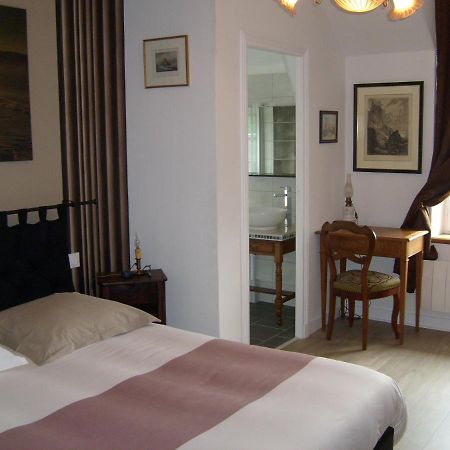 Maison des Isles Saint-Hilaire-du-Harcouët Extérieur photo